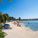 Ginkgo, - Pula Διαμέρισμα *